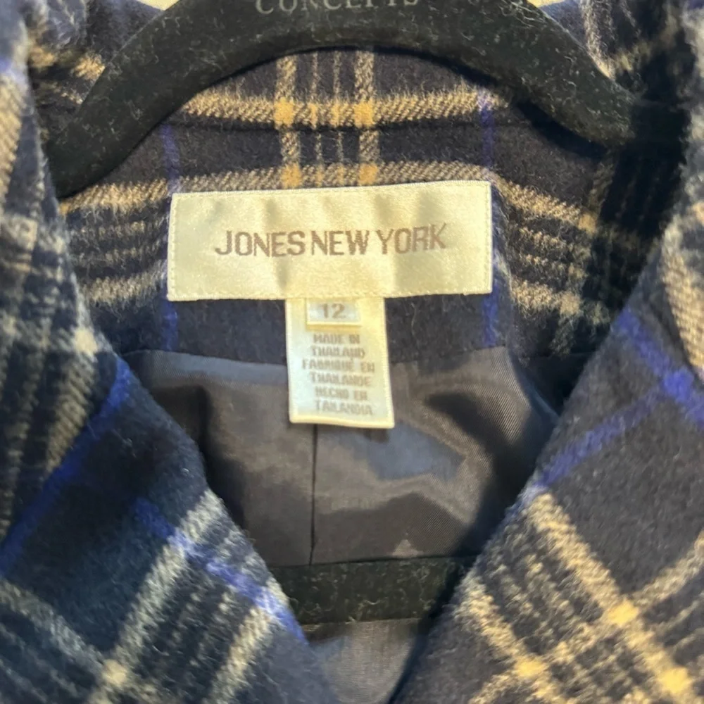 Jones New York 100% Wool Double-Breasted Size 12 Coat
